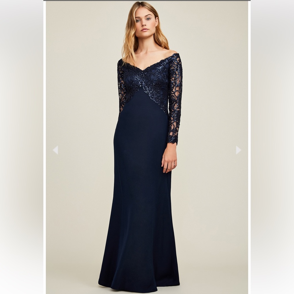 Tadashi Shoji - Allyson Evening Gown in Navy - Size 6 - Picture 2 of 6